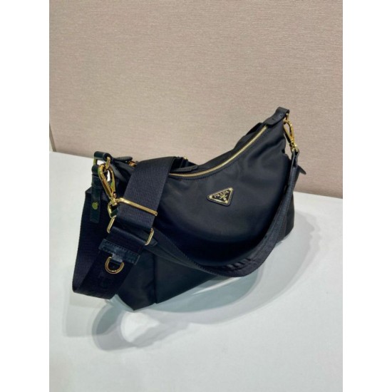 Replica Perfetta a spalla Prada Explore grande Re-Nylon 1BC264 Nero Imitazioni Replica Perfetta a spalla Prada Explore grande Re-Nylon 1BC264 Nero