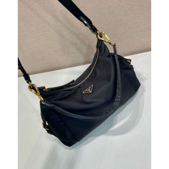 Replica Perfetta a spalla Prada Explore grande Re-Nylon 1BC264 Nero Imitazioni Replica Perfetta a spalla Prada Explore grande Re-Nylon 1BC264 Nero