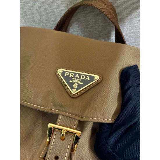 Replica Zaino Prada medio Re-Nylon con marsupio 1BZ811 Marrone Imitazioni Replica Zaino Prada medio Re-Nylon con marsupio 1BZ811 Marrone