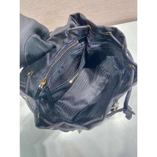 Replica Zaino Prada medio Re-Nylon con marsupio 1BZ811 Nero