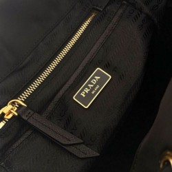 Replica Zaino Prada medio Re-Nylon con marsupio 1BZ811 Nero Imitazioni Replica Zaino Prada medio Re-Nylon con marsupio 1BZ811 Nero