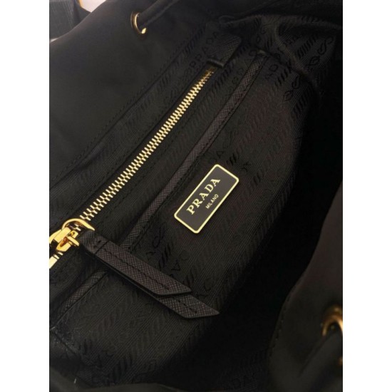 Replica Zaino Prada medio Re-Nylon con marsupio 1BZ811 Nero
