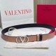Replica Borsa Cintura reversibile con logo VLogo Valentino Garavani 30mm Albicocca/Nero Imitazioni Replica Borsa Cintura reversibile con logo VLogo Valentino Garavani 30mm Albicocca/Nero