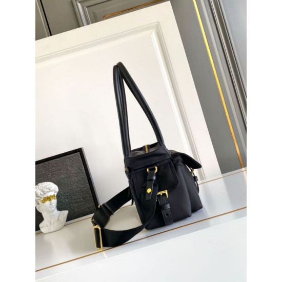 Replica Borsa tote media Prada Explore nappa 1BG596 Nero Imitazioni Replica Borsa tote media Prada Explore nappa 1BG596 Nero
