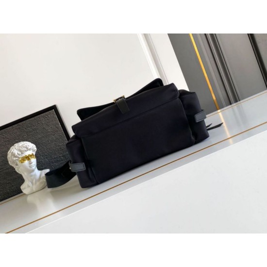 Replica Borsa tote media Prada Explore nappa 1BG596 Nero Imitazioni Replica Borsa tote media Prada Explore nappa 1BG596 Nero
