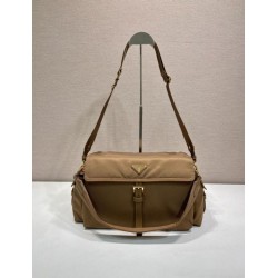 Borsa a spalla grande Prada Explore con patta in nappa 1BD391 Marrone