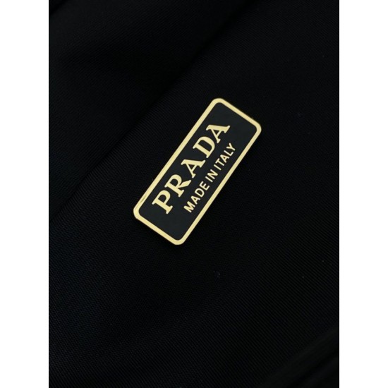 Replica Borsa a spalla Prada Explore Re-Nylon media con patta 1BD394 nero Imitazioni Replica Borsa a spalla Prada Explore Re-Nylon media con patta 1BD394 nero