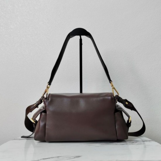 Replica Borse Alta Qualità a spalla media Prada Explore con patta 1BD394 Borgogna Imitazioni Replica Borse Alta Qualità a spalla media Prada Explore con patta 1BD394 Borgogna