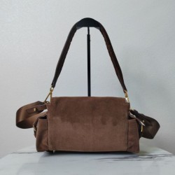 Replica Borsa a tracolla media Prada Explore con patta scamosciata Marrone Imitazioni Replica Borsa a tracolla media Prada Explore con patta scamosciata Marrone