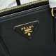 Replica Borsa tote media Prada Galleria Saffiano 1BA457 nero Imitazioni Replica Borsa tote media Prada Galleria Saffiano 1BA457 nero