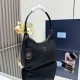 Replica Borsa hobo mini Prada Re-Edition 2005 Re-Nylon Saffiano 1N204M Nero