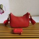 Replica borse griffate a mano/borsa hobo Saffiano Prada Re-Edition 2005 Rosso Imitazioni Replica borse griffate a mano/borsa hobo Saffiano Prada Re-Edition 2005 Rosso