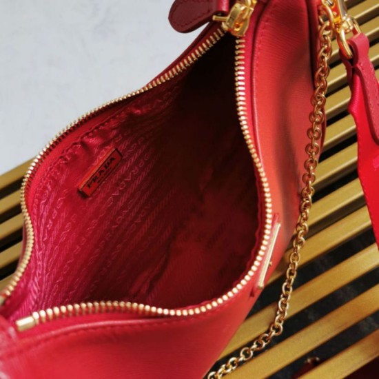 Replica borse griffate a mano/borsa hobo Saffiano Prada Re-Edition 2005 Rosso Imitazioni Replica borse griffate a mano/borsa hobo Saffiano Prada Re-Edition 2005 Rosso