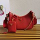 Replica borse griffate a mano/borsa hobo Saffiano Prada Re-Edition 2005 Rosso Imitazioni Replica borse griffate a mano/borsa hobo Saffiano Prada Re-Edition 2005 Rosso