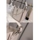 Replica Borsa tote media classica Loewe Hammock Flip Beige
