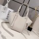 Replica Borsa tote media classica Loewe Hammock Flip Beige