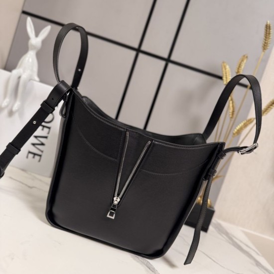 Replica Borsa tote media classica Loewe Hammock Flip Nero Imitazioni Replica Borsa tote media classica Loewe Hammock Flip Nero