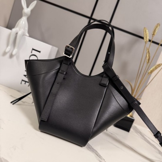 Replica Borsa tote media classica Loewe Hammock Flip Nero Imitazioni Replica Borsa tote media classica Loewe Hammock Flip Nero