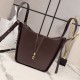 Replica Borsa tote media classica Loewe Hammock Flip Marrone Imitazioni Replica Borsa tote media classica Loewe Hammock Flip Marrone