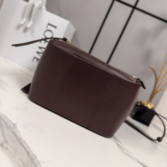 Replica Borsa tote media classica Loewe Hammock Flip Marrone Imitazioni Replica Borsa tote media classica Loewe Hammock Flip Marrone