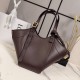 Replica Borsa tote media classica Loewe Hammock Flip Marrone Imitazioni Replica Borsa tote media classica Loewe Hammock Flip Marrone