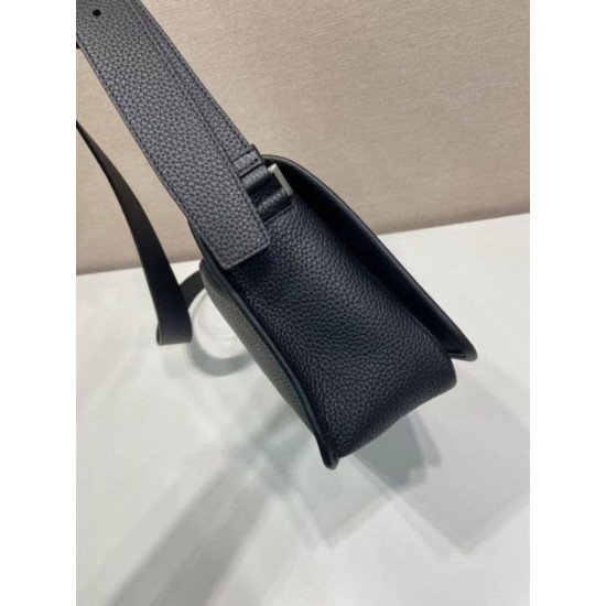 Replica Perfetta a tracolla strutturata Prada nera