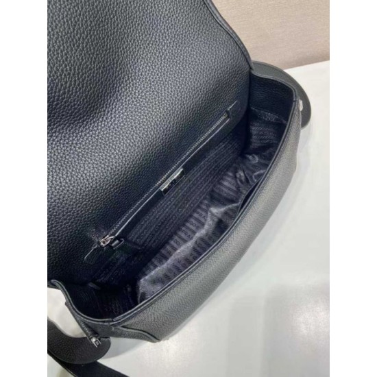 Replica Perfetta a tracolla strutturata Prada nera