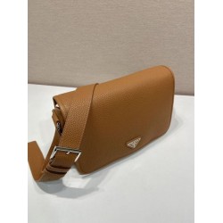 Borsa a tracolla strutturata Prada marrone