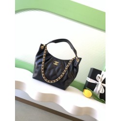 Borsa hobo Chanel 26C Hippie AS5970 nera