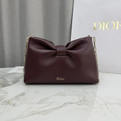 Borsa a tracolla Dior Bow piccola/media con finitura oro Caffè Borsa a tracolla Dior Bow piccola/media con finitura oro Caffè