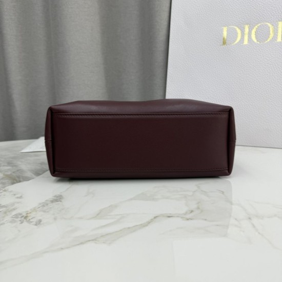 Replica Borsa a tracolla Dior Bow piccola/media con finitura oro Caffè Imitazioni Replica Borsa a tracolla Dior Bow piccola/media con finitura oro Caffè