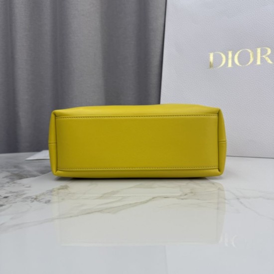 Replica Borse a tracolla Dior Bow piccola/media con finitura oro Giallo Imitazioni Replica Borse a tracolla Dior Bow piccola/media con finitura oro Giallo