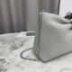 Replica Borsa a tracolla Dior Bow piccola/media con finitura oro Grigio Imitazioni Replica Borsa a tracolla Dior Bow piccola/media con finitura oro Grigio