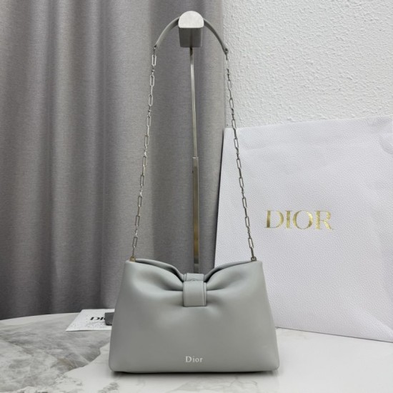Replica Borsa a tracolla Dior Bow piccola/media con finitura oro Grigio Imitazioni Replica Borsa a tracolla Dior Bow piccola/media con finitura oro Grigio