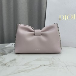 Replica Borsa a tracolla Dior Bow piccola/media con finitura oro Rosa Imitazioni Replica Borsa a tracolla Dior Bow piccola/media con finitura oro Rosa