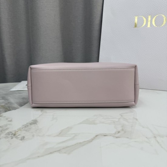 Replica Borsa a tracolla Dior Bow piccola/media con finitura oro Rosa Imitazioni Replica Borsa a tracolla Dior Bow piccola/media con finitura oro Rosa