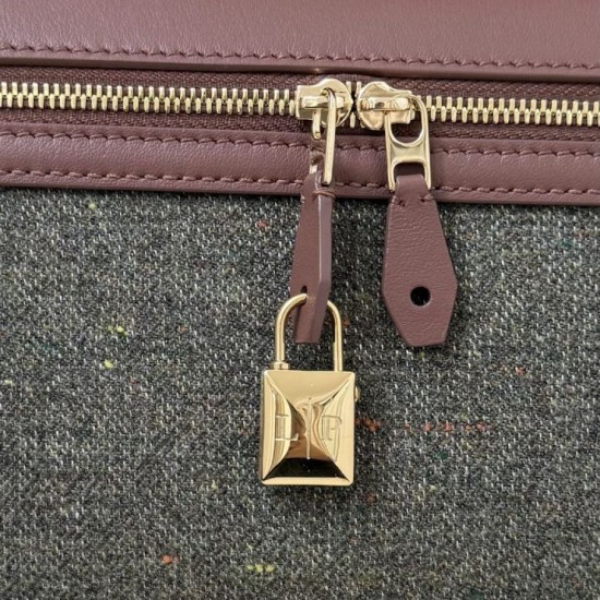 Replica Perfetta Loro Piana Extra Clutch L29 Caramello Salvia Imitazioni Replica Perfetta Loro Piana Extra Clutch L29 Caramello Salvia