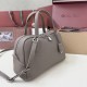 Replica Borsa Needle Loro Piana piccolo/media beige caldo Imitazioni Replica Borsa Needle Loro Piana piccolo/media beige caldo