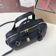 Replica Borsa Needle Loro Piana piccolo/media Nero Imitazioni Replica Borsa Needle Loro Piana piccolo/media Nero