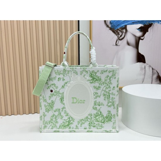Replica Borsa Dior Book Tote piccolo/media/grande con tracolla ricamo Toile de Jouy multicolore verde