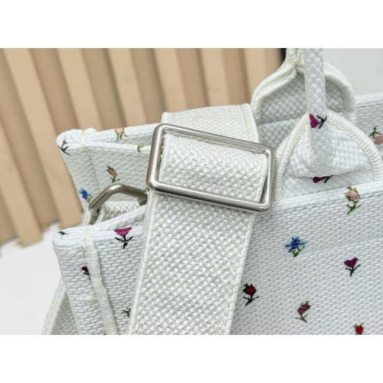Replica Borse Dior Dioramour piccolo/media/grande Dior Book Tote con tracolla bianca