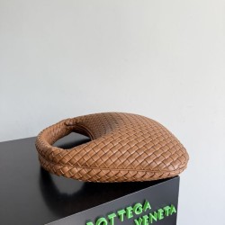 Replica Borsa a spalla hobo Veneta piccola/grande Bottega Veneta intrecciata marrone Imitazioni Replica Borsa a spalla hobo Veneta piccola/grande Bottega Veneta intrecciata marrone
