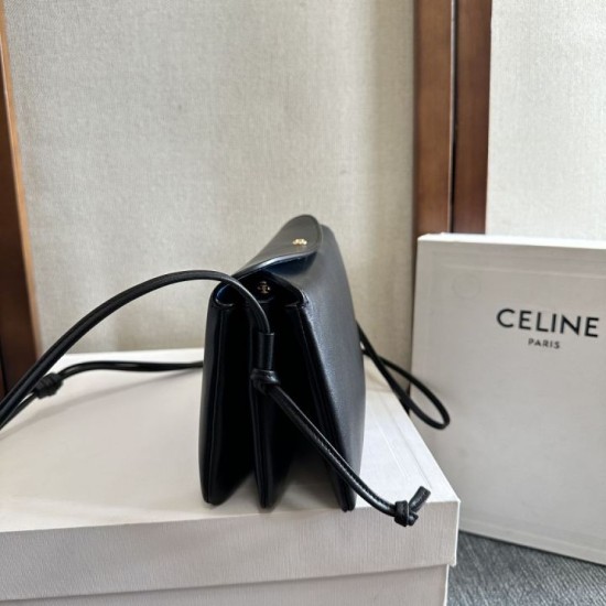Replica Borsa 1:1 Celine Trio Flap morbida pelle di agnello nera Imitazioni Replica Borsa 1:1 Celine Trio Flap morbida pelle di agnello nera