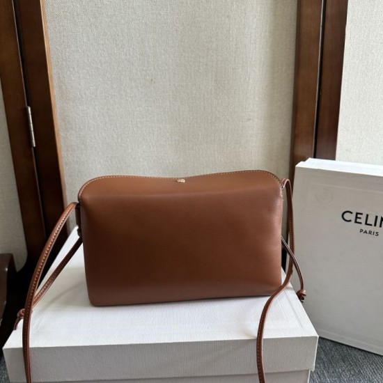 Replica Borse Celine Trio Flap morbida pelle di agnello Marrone Imitazioni Replica Borse Celine Trio Flap morbida pelle di agnello Marrone