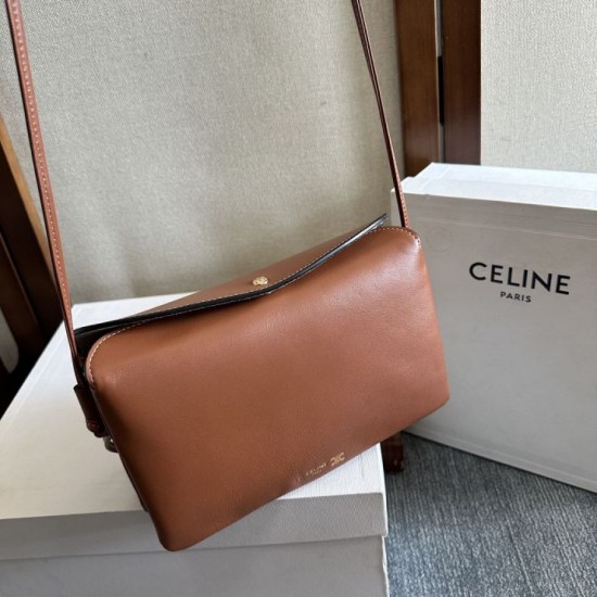 Replica Borse Celine Trio Flap morbida pelle di agnello Marrone Imitazioni Replica Borse Celine Trio Flap morbida pelle di agnello Marrone