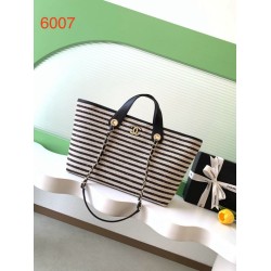 Borsa shopping Tote Chanel Deauville AS6007 tela righe bianca/nero