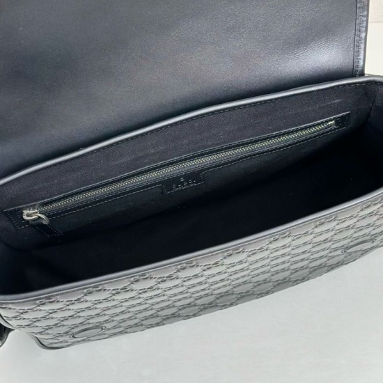 Replica Borsa a tracolla media Gucci 850235 GG Emblem Uomo Nero Imitazioni Replica Borsa a tracolla media Gucci 850235 GG Emblem Uomo Nero