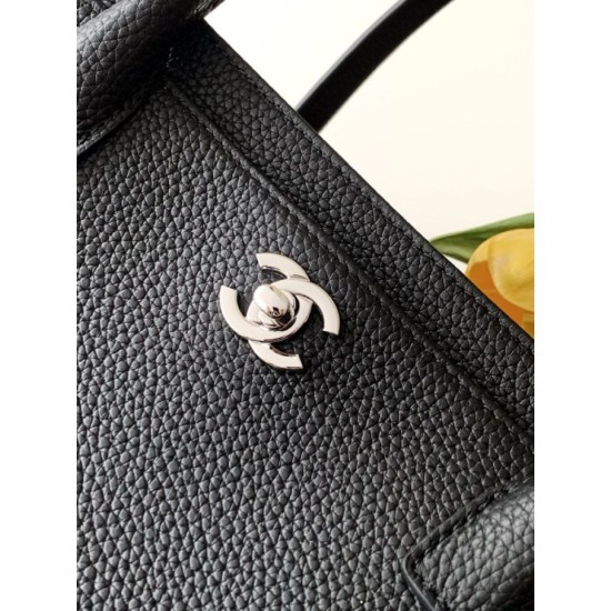 Replica Borse tote Chanel Cerf Executive AS2156 pelle di caviale Nero