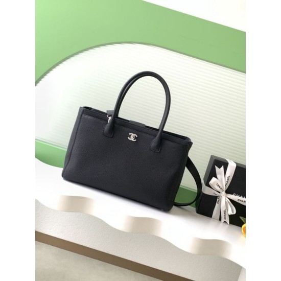Replica Borse tote Chanel Cerf Executive AS2157 pelle di caviale Nero Imitazioni Replica Borse tote Chanel Cerf Executive AS2157 pelle di caviale Nero