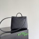 Replica Borse Bottega Veneta Andiamo piccola/media/grande pelle intrecciata Nera Imitazioni Replica Borse Bottega Veneta Andiamo piccola/media/grande pelle intrecciata Nera